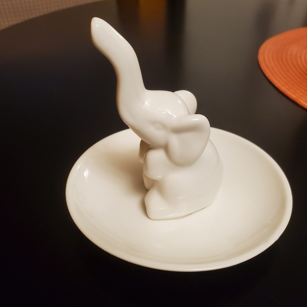 ring holder